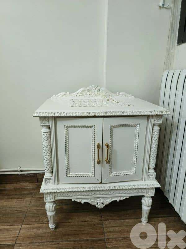 Rustic Bed with nightstands for sale 7