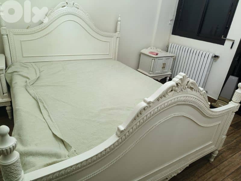 Rustic Bed with nightstands for sale 8