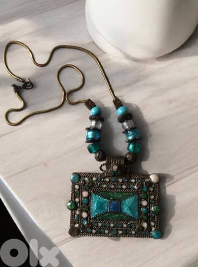 silver vintage necklace