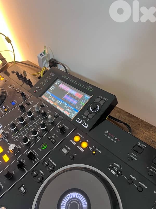 XDJ RX2 (Open Box) 2