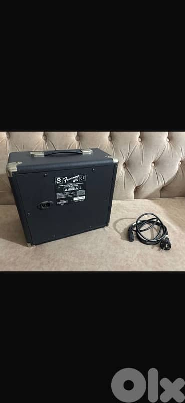 fender amp electric guitar 2