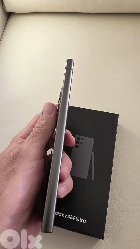 S24 Ultra 256GB Zero Scratch 2