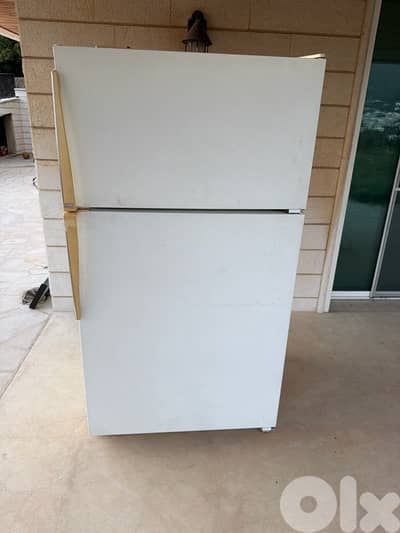 fridge for sale. 50$