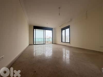 Apartment For Sale in Mar Eliasشقة للبيع في مار الياس