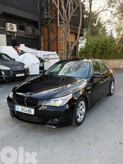 BMW E60 525i 2006 Look M5