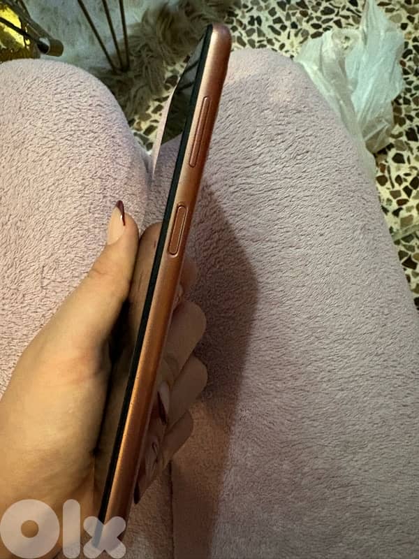 sumsung galaxy A04s 3