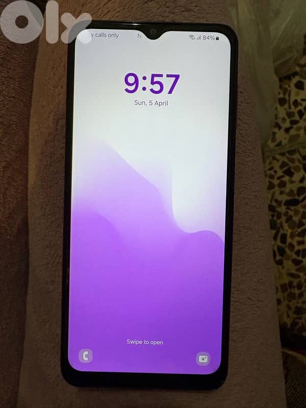 sumsung galaxy A04s 1