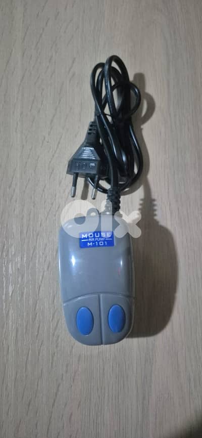 Mouse M-101 Aquarium Air Pump – Compact & Silent