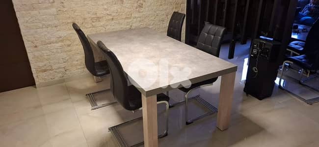 Dining Table with 4 chairs