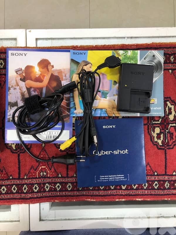 Vintage Sony Cyber-Shot 6