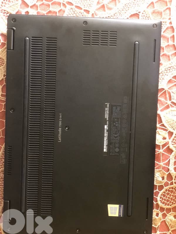 Dell latitude 7390 2 in 1 1
