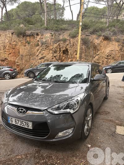 Hyundai Veloster 2013