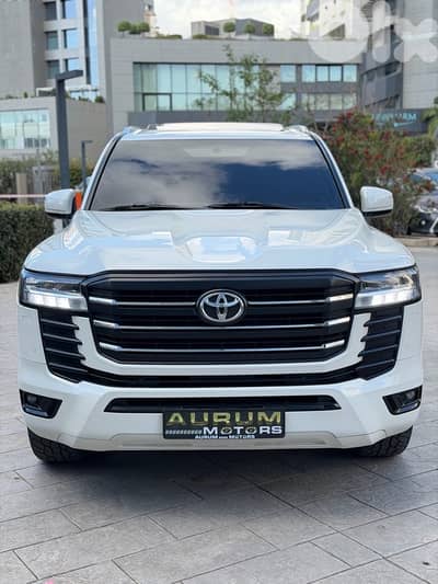 Toyota Land Cruiser 2022 GXR company source low mileage