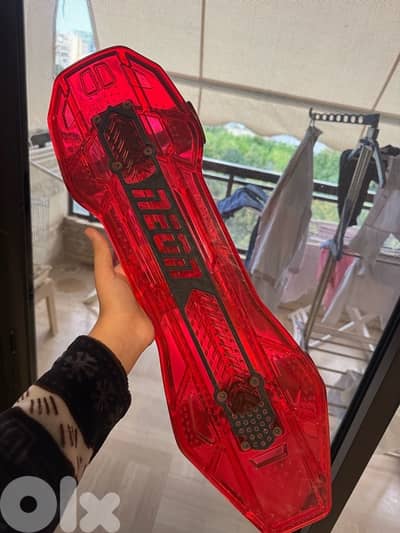 skateboard with glowing tires!!!!!!