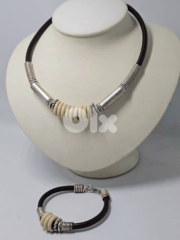 25$ vintage bone off white & silver tone necklace & bracelet 1
