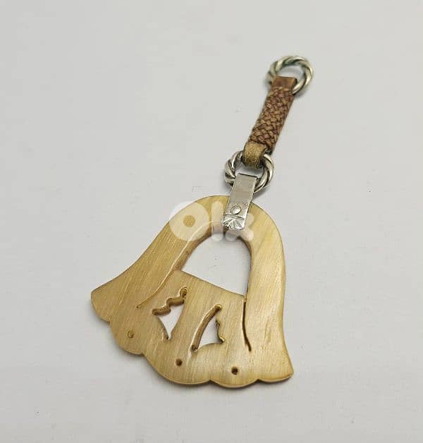 porte aux clé en os antique 8$ 2