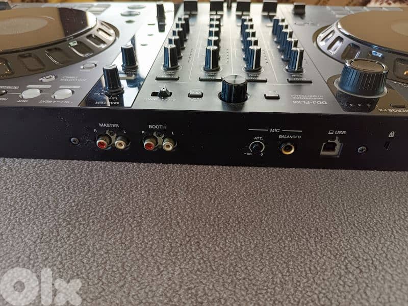 Pioneer DJ DDJ-FLX6 4