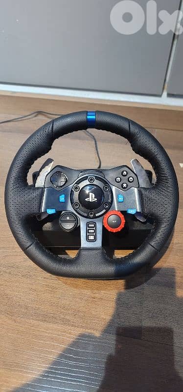 Logitech g29 used for 1 week. like new.