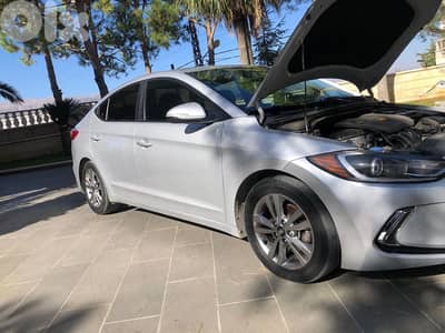 Hyundai Elantra 2018