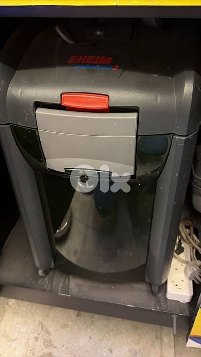 حوض سمك زجاج وفيلتر و خزانة وضو ليزر