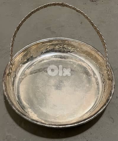 سلة  أنتيك  نحاس  عدد واحد ١٥ دولار  بيروت  أشرفية   ٠٣٧٢٣٨٩٥