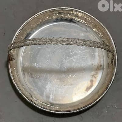 سلة   أنتيك  نحاس  ١٥  دولار بيروت  أشرفية    ٠٣٧٢٣٨٩٥