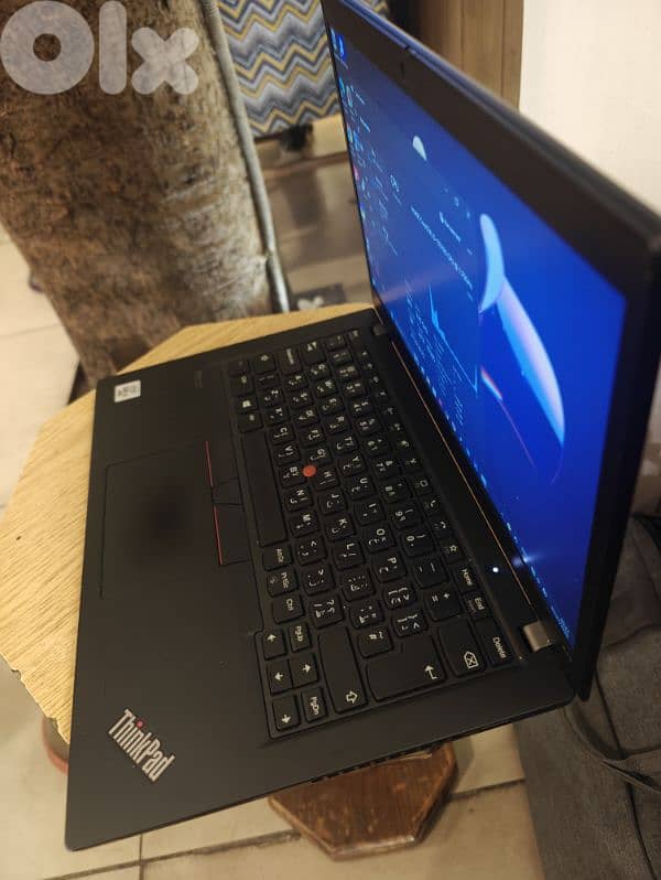 lenovo thinkpad z13 i5-10310 256/16rams 5