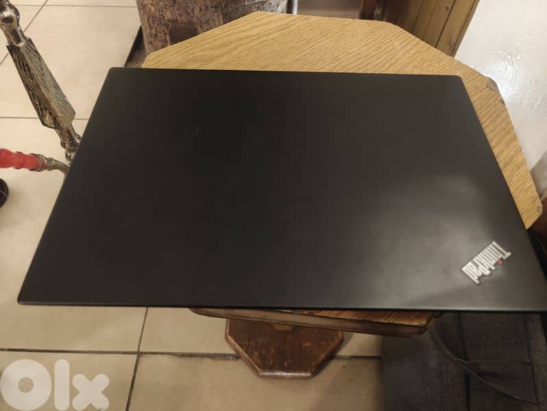lenovo thinkpad z13 i5-10310 256/16rams 8