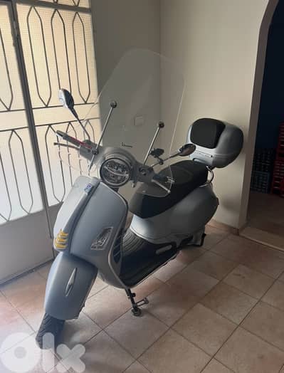 vespa 300 gts supertech