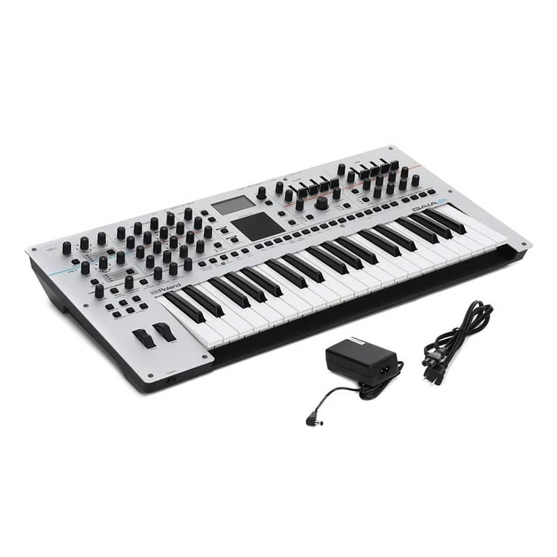 Roland GAIA 2 Synthesizer 4