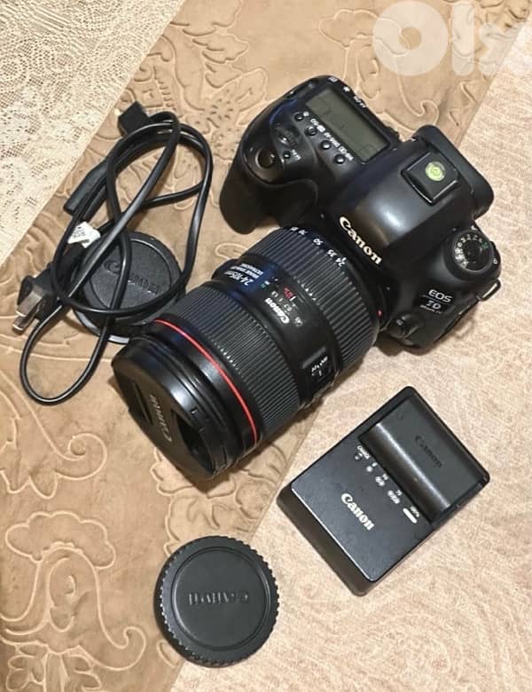 Canon 5D mark iv / 24-105mm f4 ef 3
