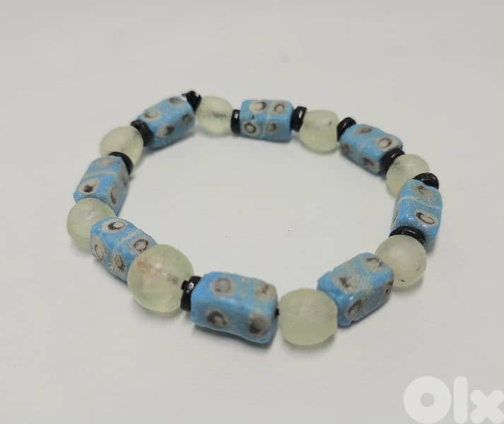 10$ blue african beaded bracelet 1