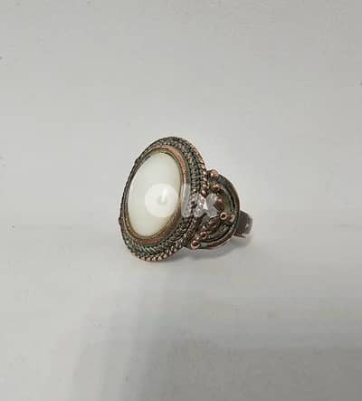 5$ old mother pearl brass ring