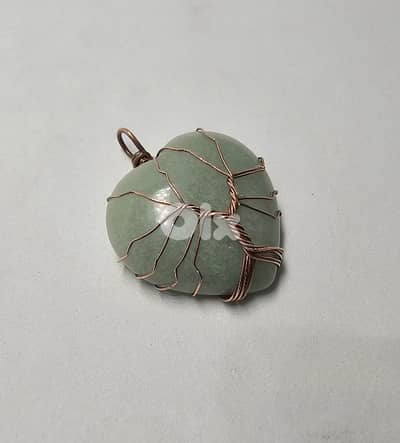 7$ natural green stone aventurine pendant