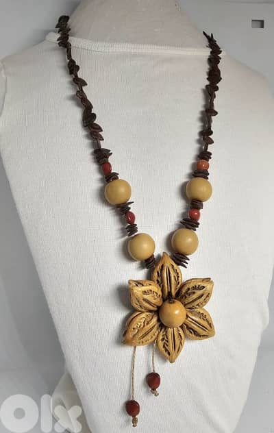 Vintage Flower Wood Seed Brown Yellow Boho