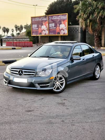 Mercedes-Benz C250  2012