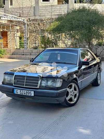Mercedes-Benz C-300 1992