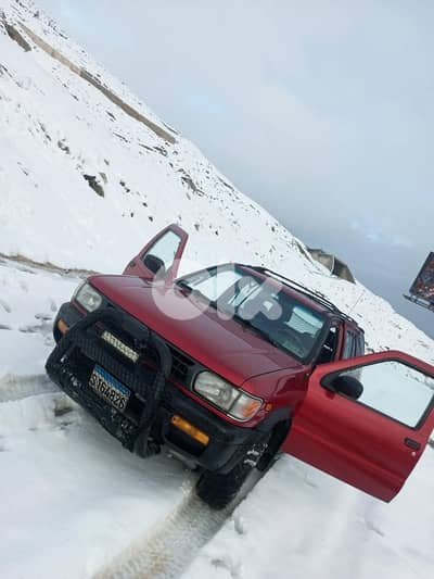 Nissan Pathfinder 1996