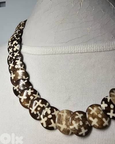 15$ old african batik bone beads necklace