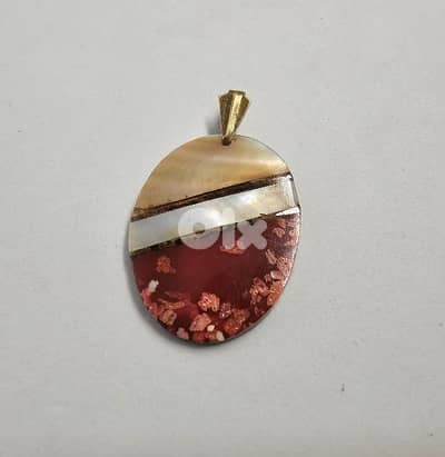 small mother-of-pearl, red resin & crushed shell inlay pendant