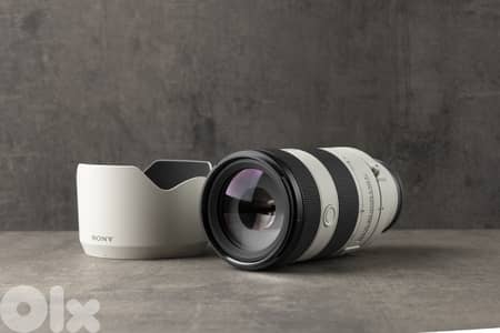 Sony FE 70-200mm f/4 Macro G OSS II - Like New