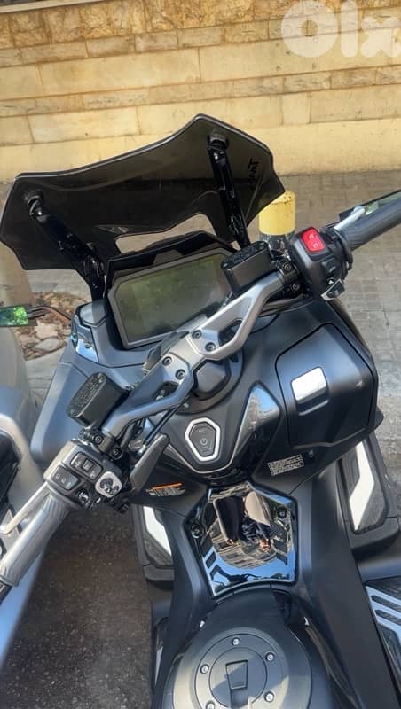 tmax 2024 like new 3