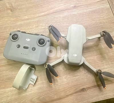 Mini 2 . . 1 battery