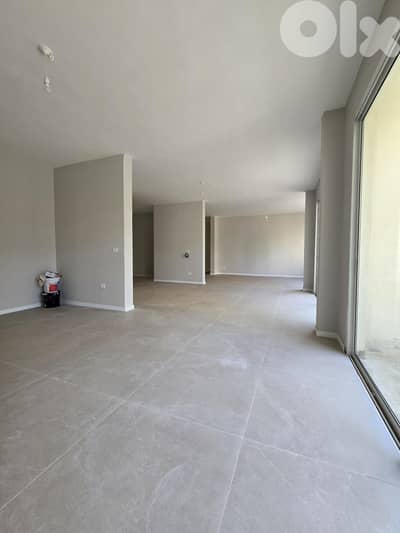 Apartment for sale in Ain el remmaneh شقة للبيع في عين الرمانة