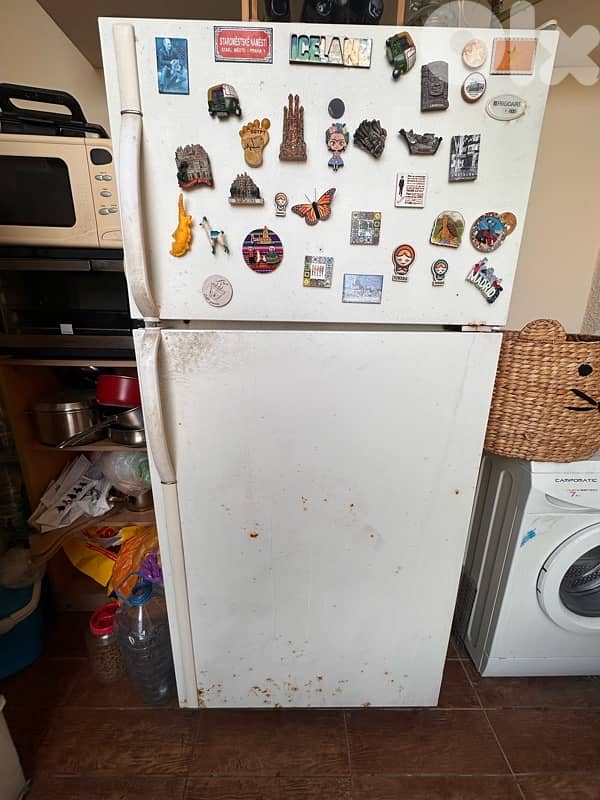 excellent cooling large Frigidaire bridge 1