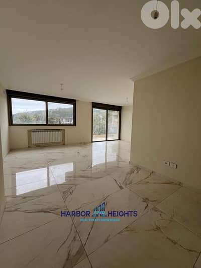 Apartment for Sale in Mar Moussa - شقة للبيع في مار موسى