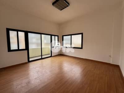 Office For Rent in Badaro - مكتب للإجار في بدارو