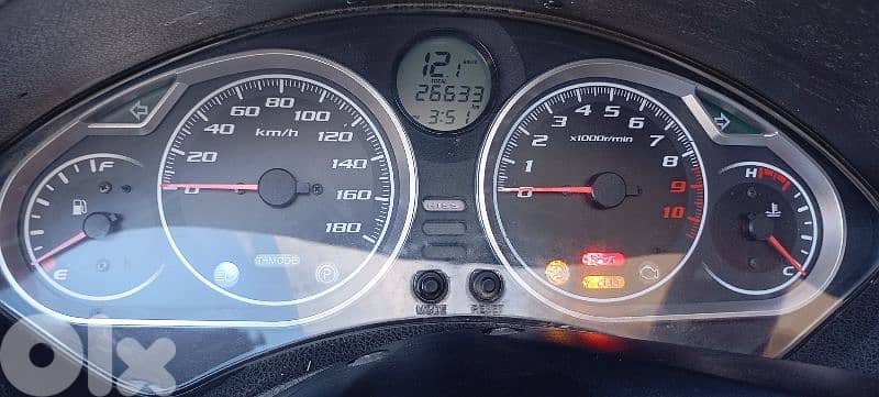 silver wing gt 600cc 10