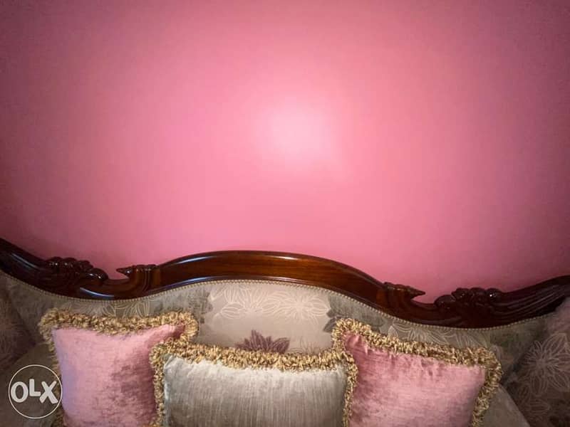 Sofa + 2 arm chairs + coffee table 2