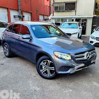 MERCEDES-BENZ GLC 300 4MATIC LUXURY EDITION 2017 MINT CONDITION